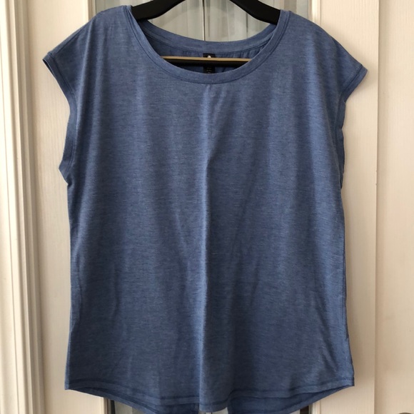 Yogalicious Blue Cap Sleeve Cross Back Tee - Picture 1 of 3